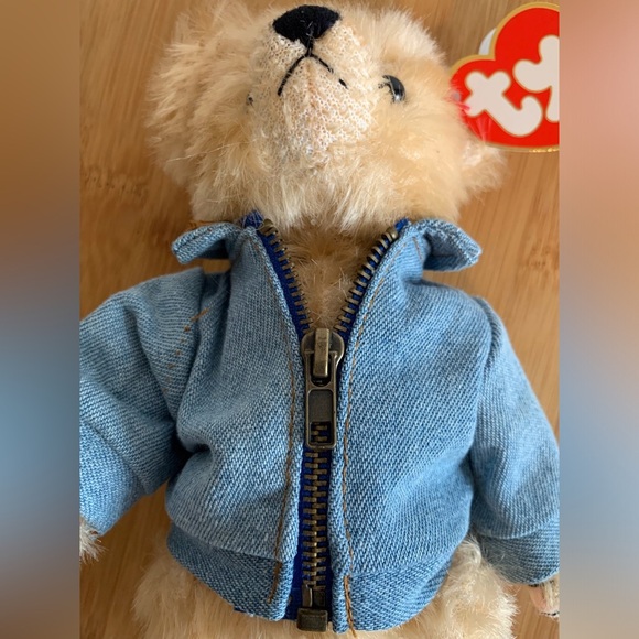 Ty (8) Rare The Attic Treasures Collection Blue and Cream “Logan” Canada 🇨🇦 - Picture 9 of 10